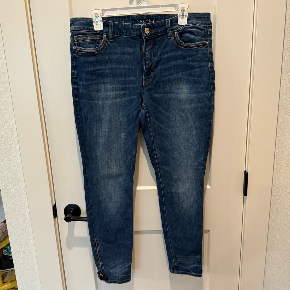 White House Black Market Ladies The Skinny Jean.  Blue. Size 12, waist 17”